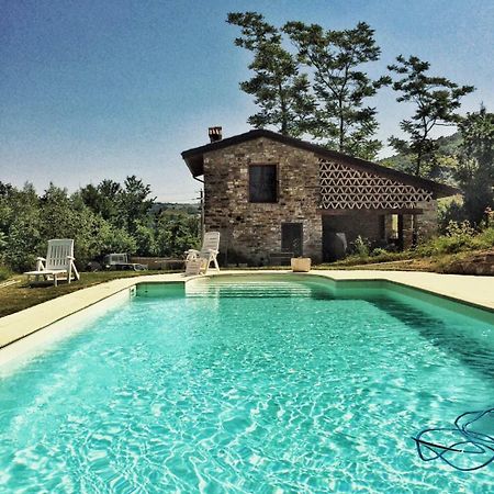 Agriturismo Il Salice Tizzano Val Parma ภายนอก รูปภาพ