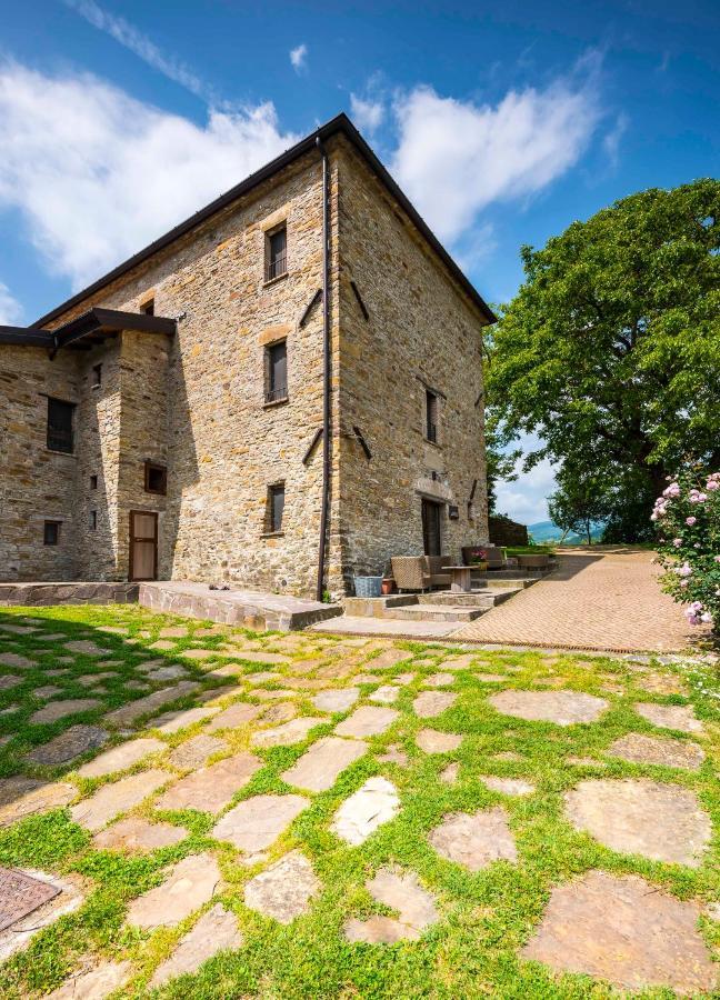 Agriturismo Il Salice Tizzano Val Parma ภายนอก รูปภาพ