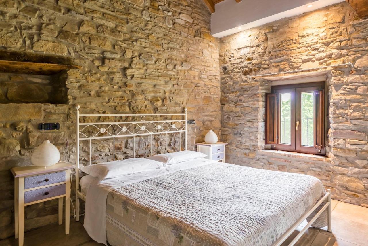 Agriturismo Il Salice Tizzano Val Parma ภายนอก รูปภาพ