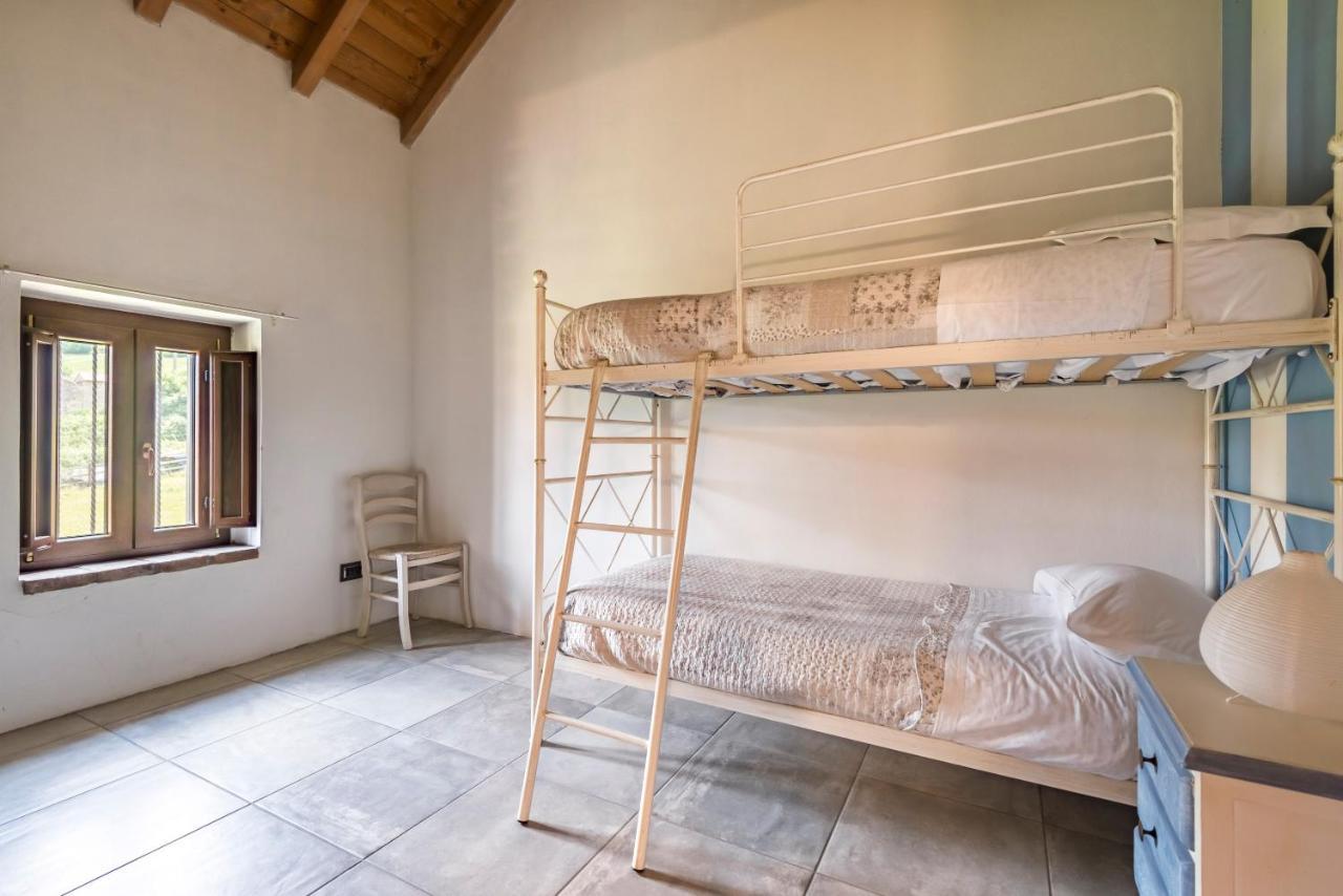 Agriturismo Il Salice Tizzano Val Parma ภายนอก รูปภาพ