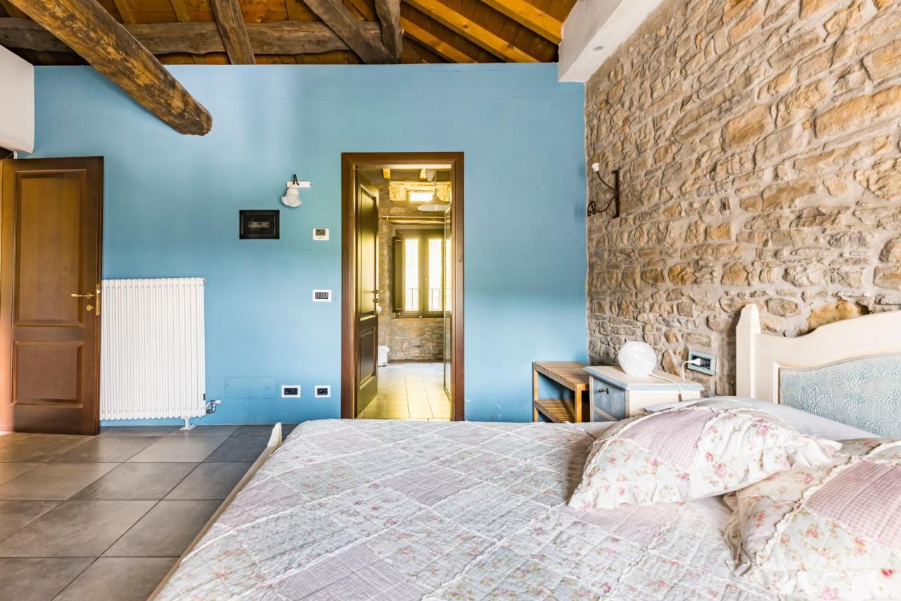 Agriturismo Il Salice Tizzano Val Parma ภายนอก รูปภาพ