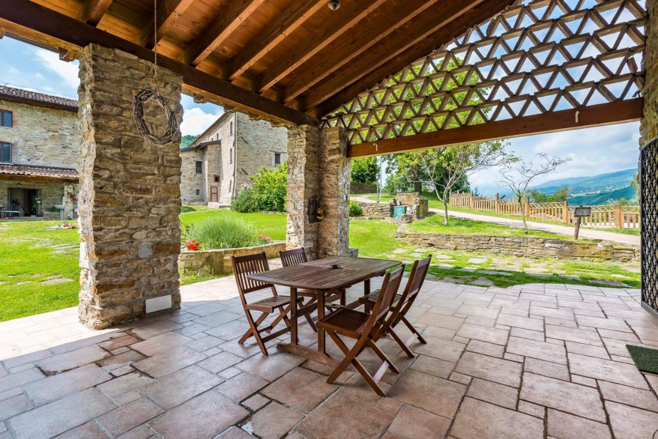 Agriturismo Il Salice Tizzano Val Parma ภายนอก รูปภาพ