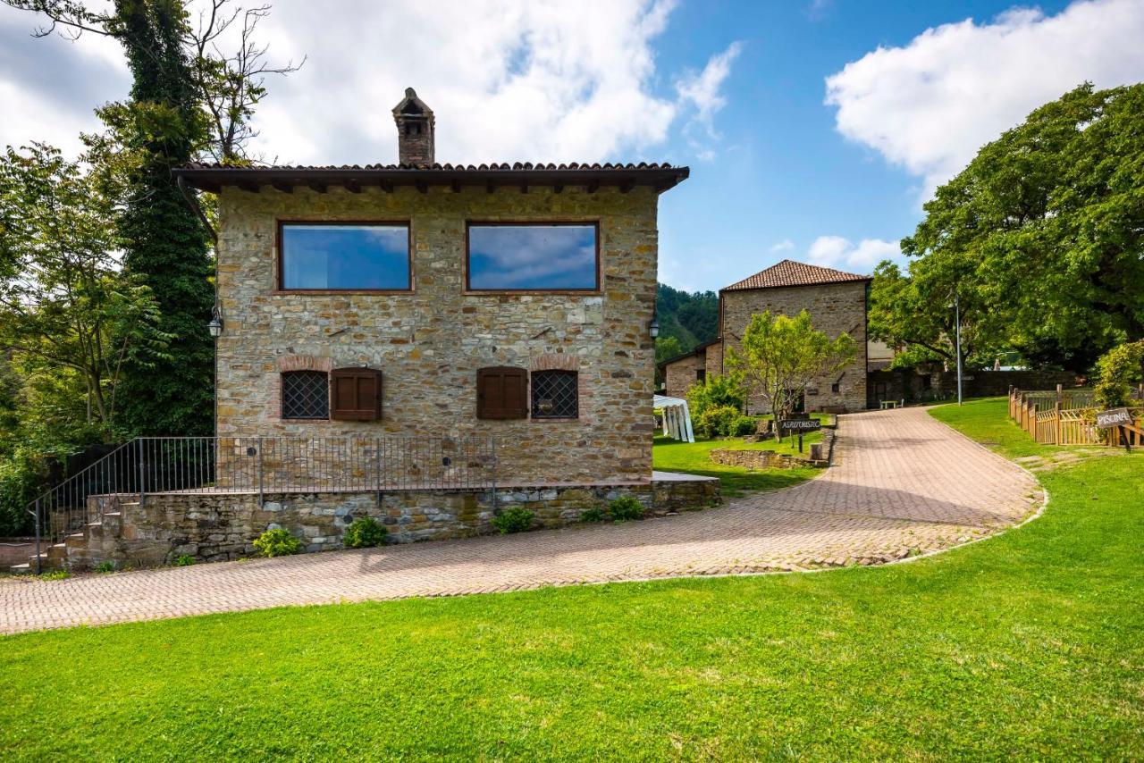 Agriturismo Il Salice Tizzano Val Parma ภายนอก รูปภาพ
