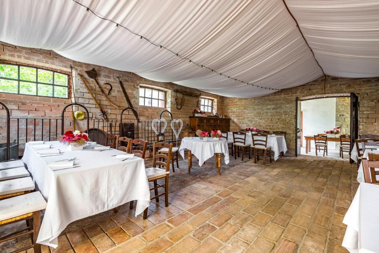 Agriturismo Il Salice Tizzano Val Parma ภายนอก รูปภาพ