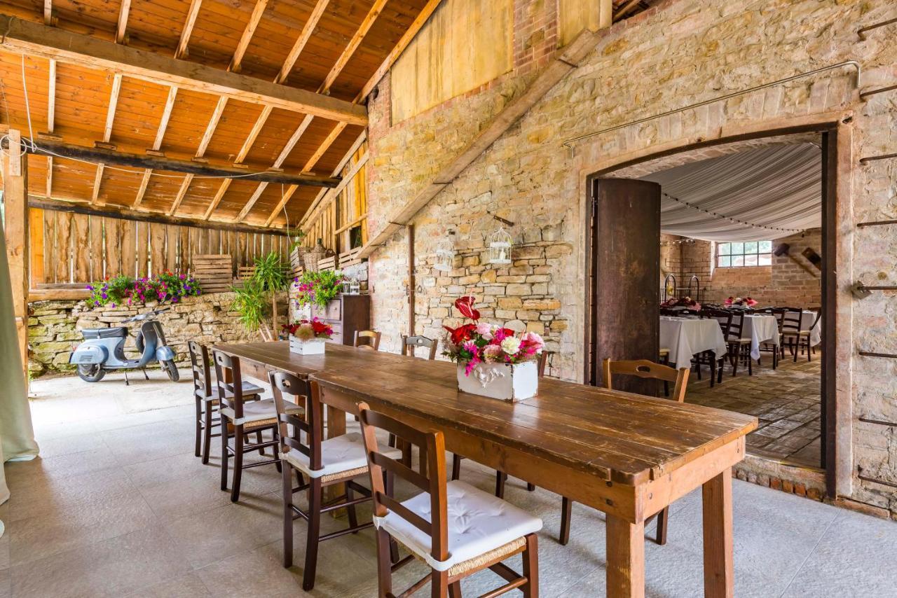Agriturismo Il Salice Tizzano Val Parma ภายนอก รูปภาพ