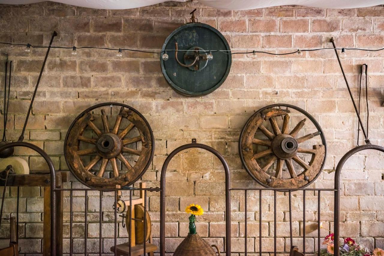 Agriturismo Il Salice Tizzano Val Parma ภายนอก รูปภาพ