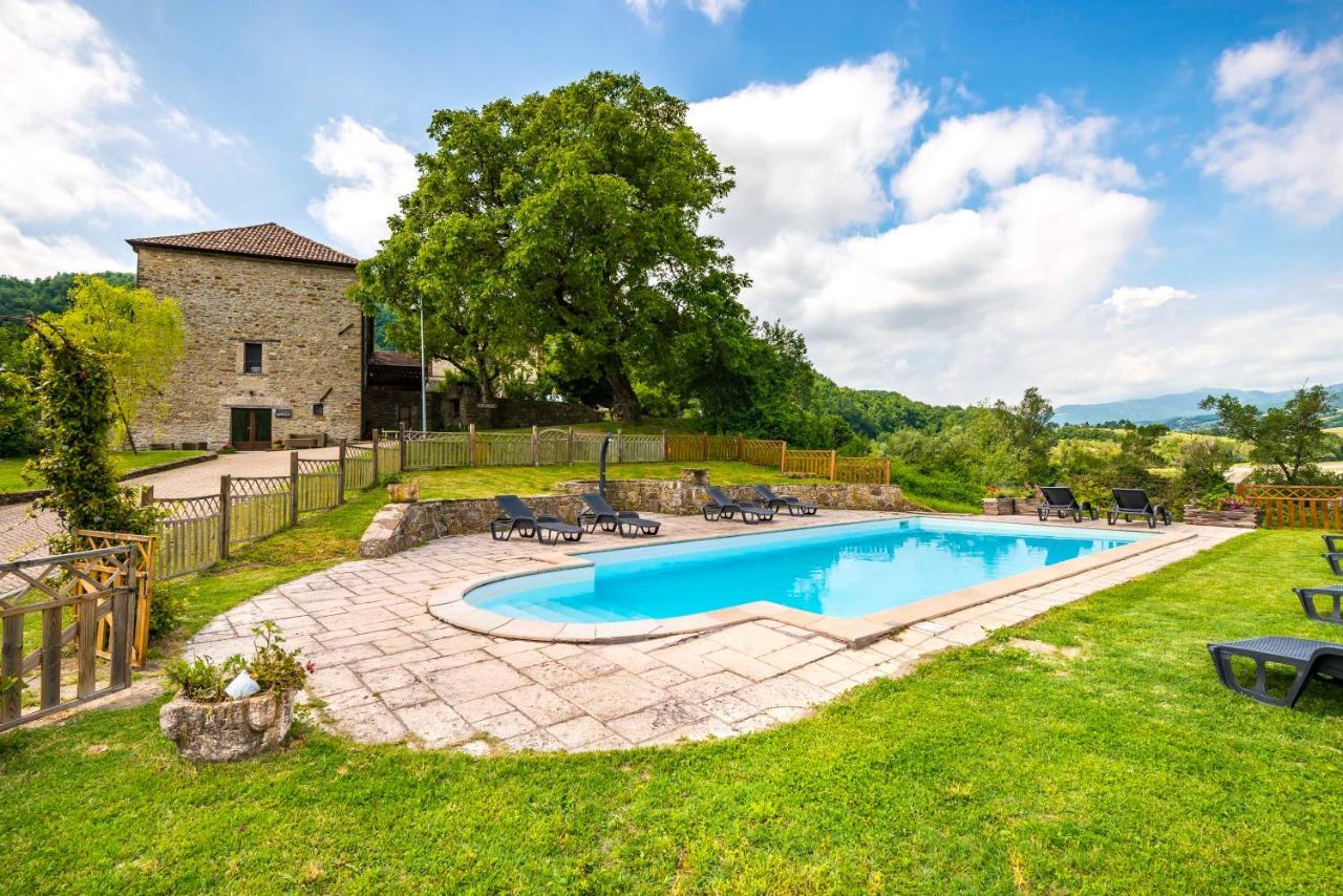 Agriturismo Il Salice Tizzano Val Parma ภายนอก รูปภาพ